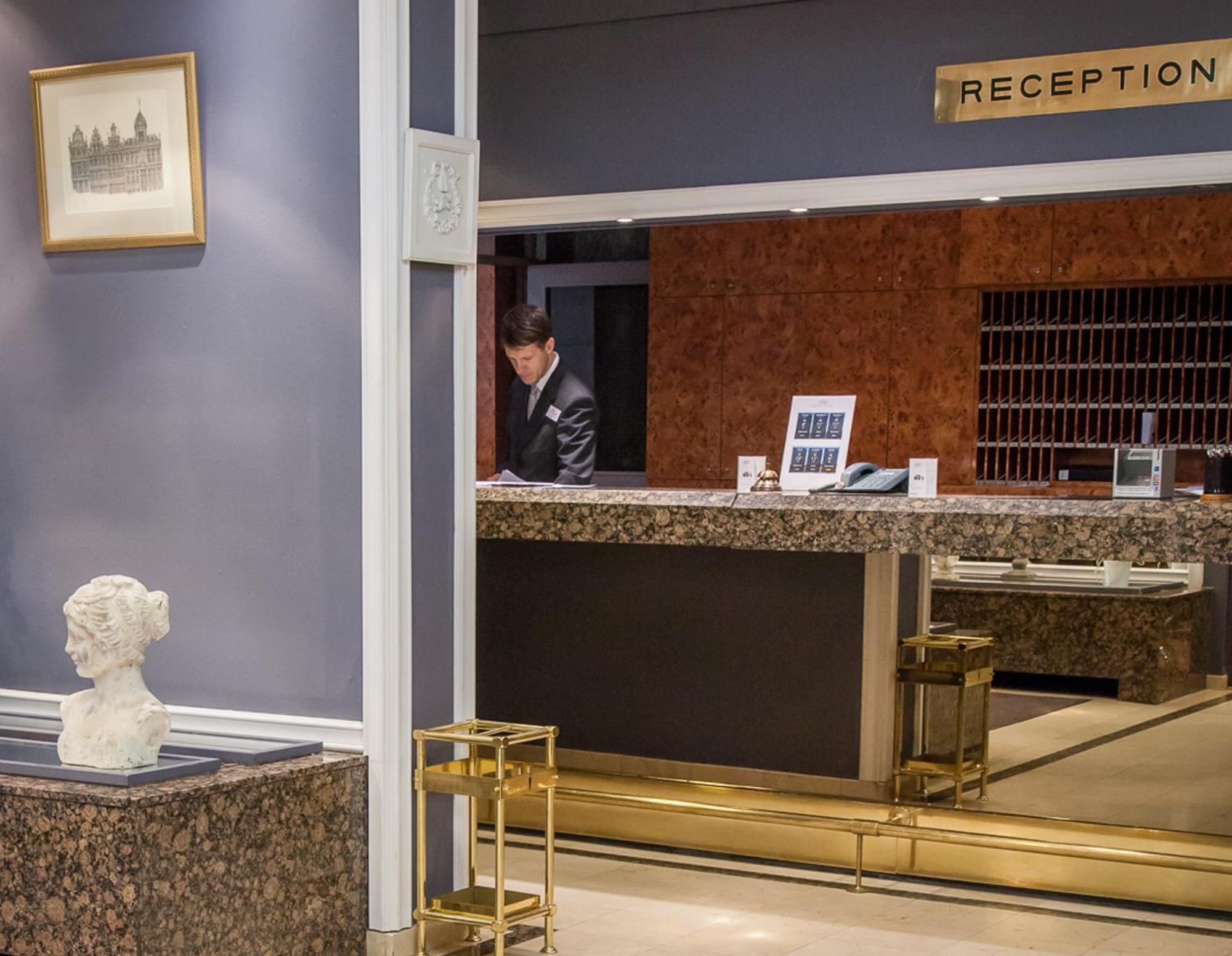 First Euroflat Hotel Brussels Ngoại thất bức ảnh