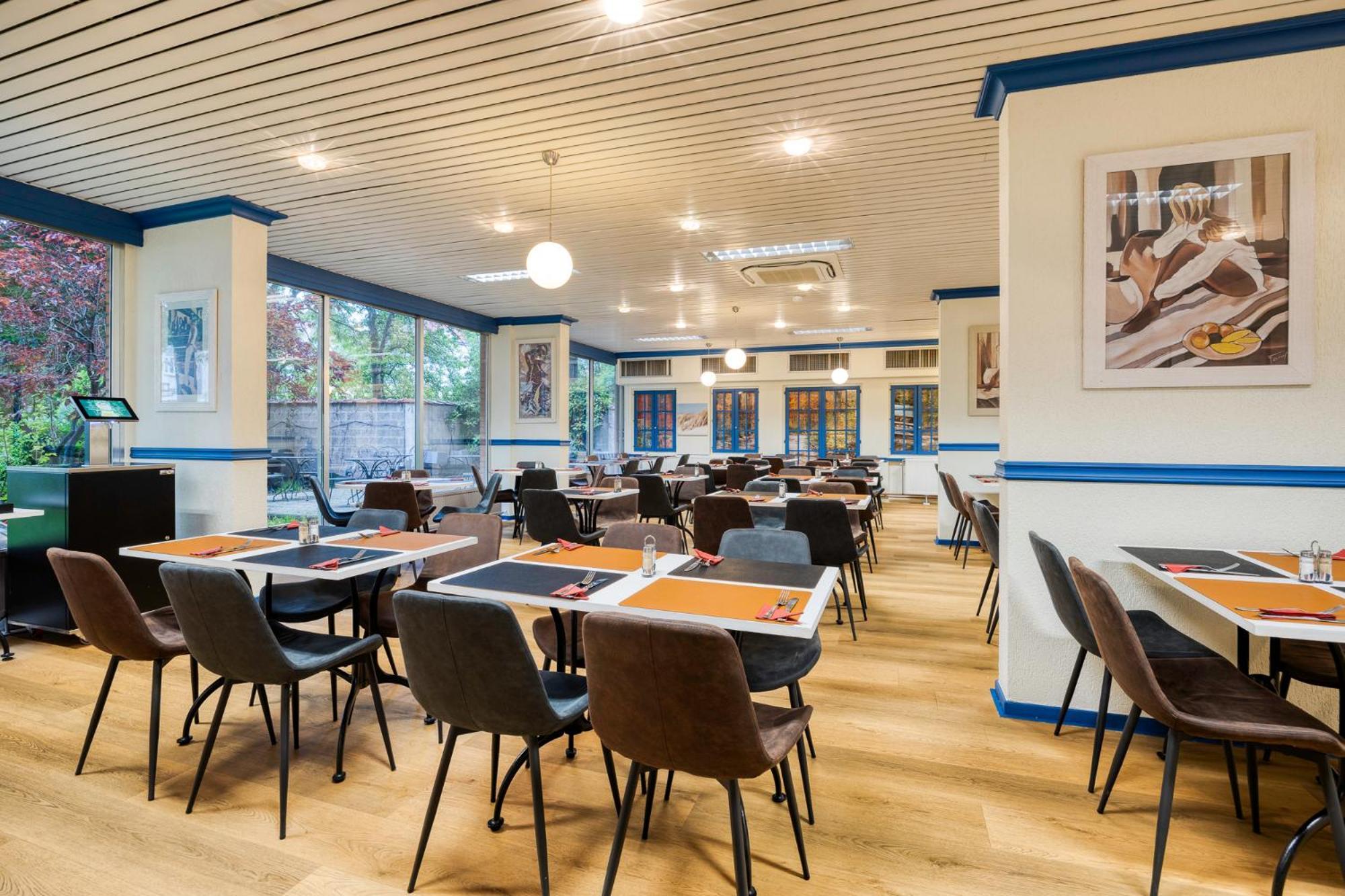 First Euroflat Hotel Brussels Ngoại thất bức ảnh