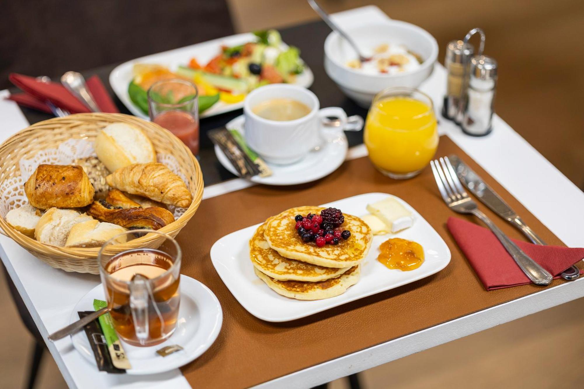 First Euroflat Hotel Brussels Ngoại thất bức ảnh
