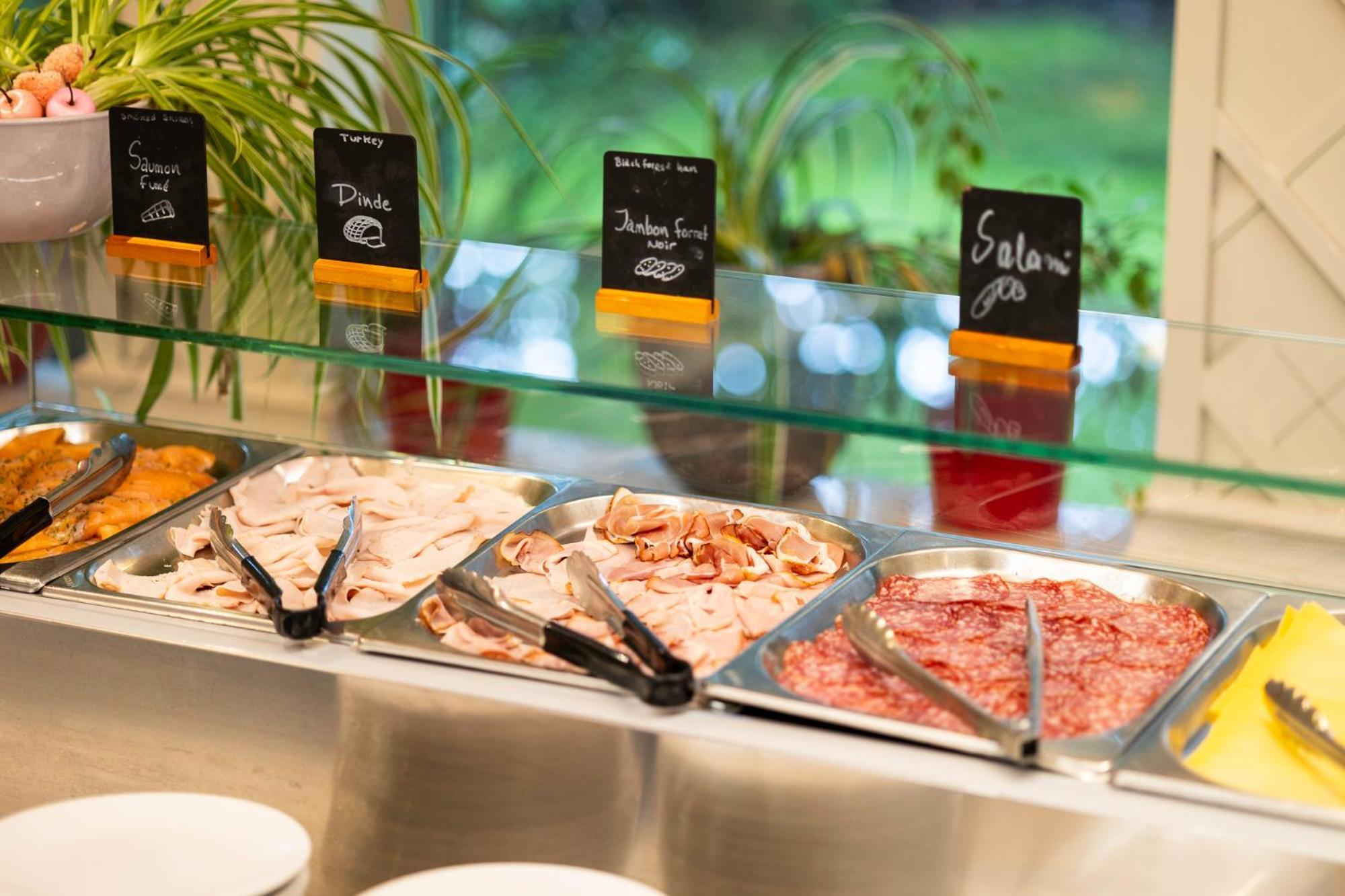 First Euroflat Hotel Brussels Ngoại thất bức ảnh
